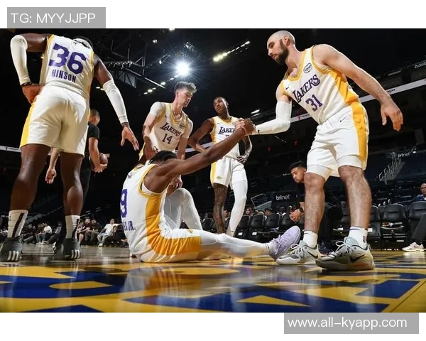 快船主场连败将持续49天下场对手竟是宿敌湖人