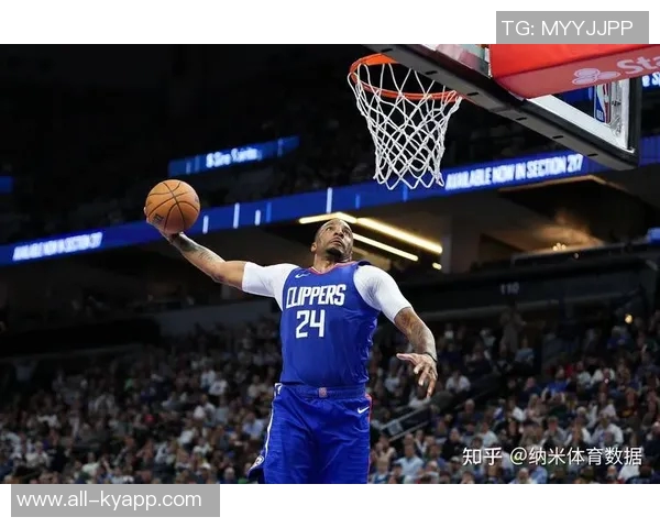 快船本赛季仍有希望小卡信心满满称还有62场比赛待战